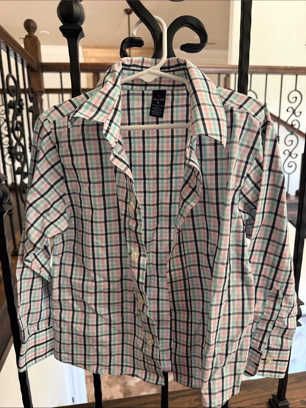 Class club button up
